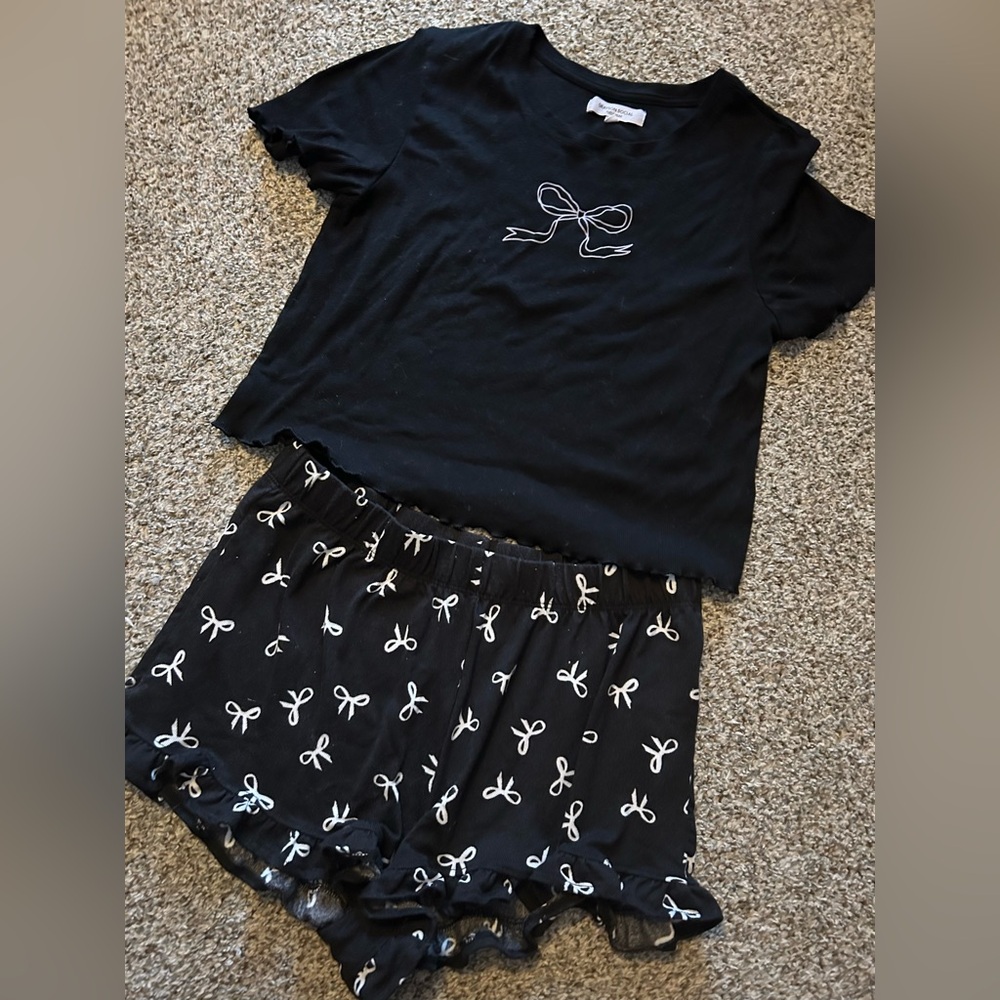 Grayson Social | Black & White Bow Printed Ruffle lettuce hem PJ set